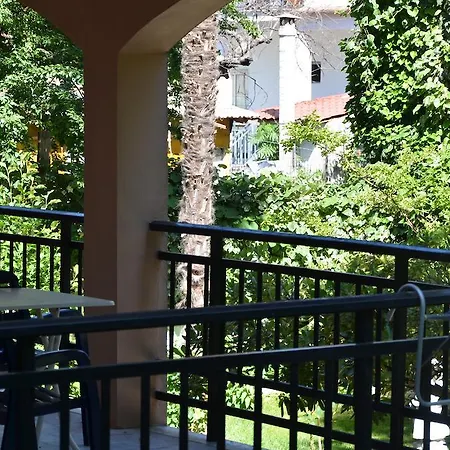 Dimitriadis Fresh Edem * لايميناس